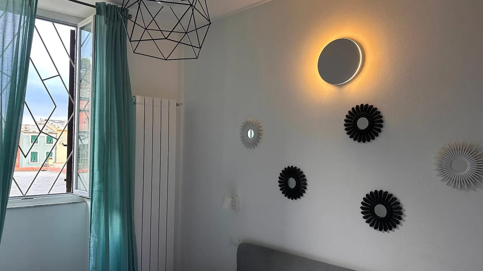 Marina Vernazza Design Rooms Italy